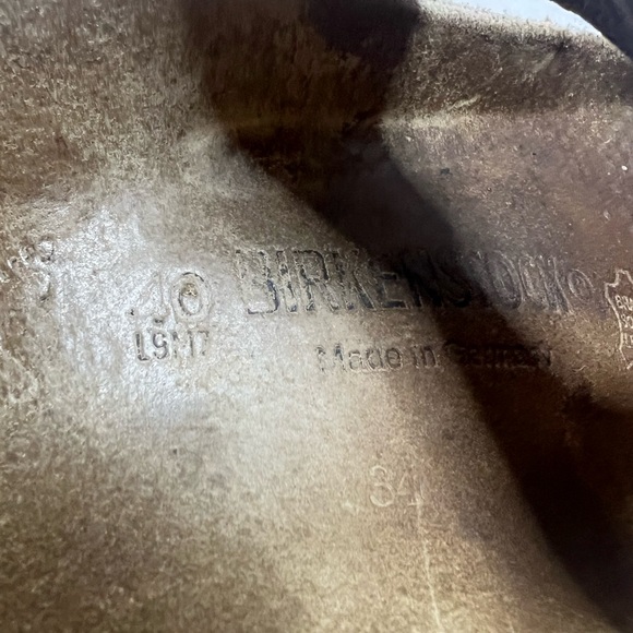 BIRKENSTOCK Women’s Sandal - Picture 9 of 11